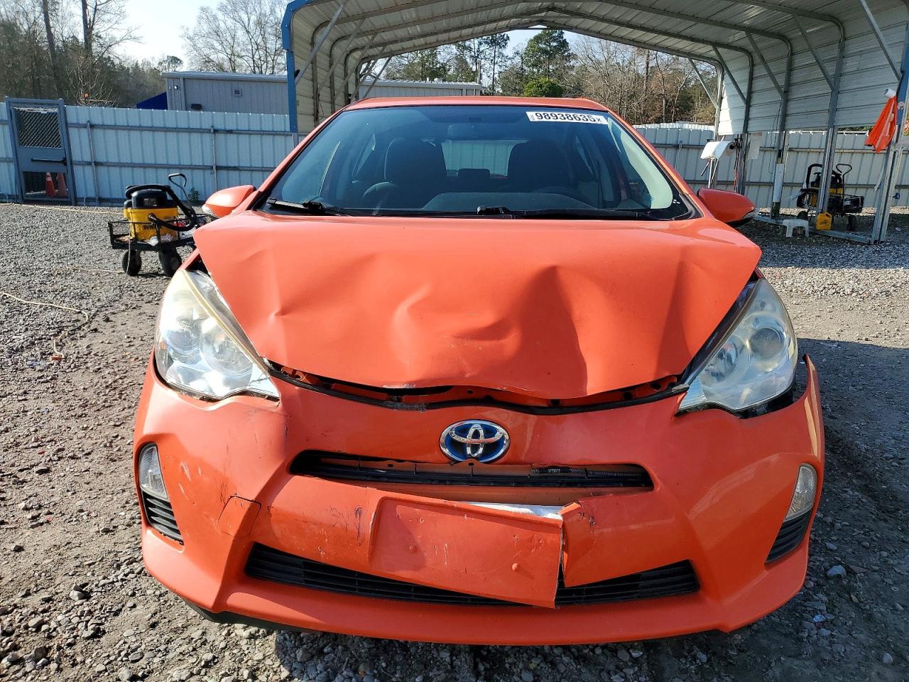 2014 TOYOTA PRIUS C photo 5