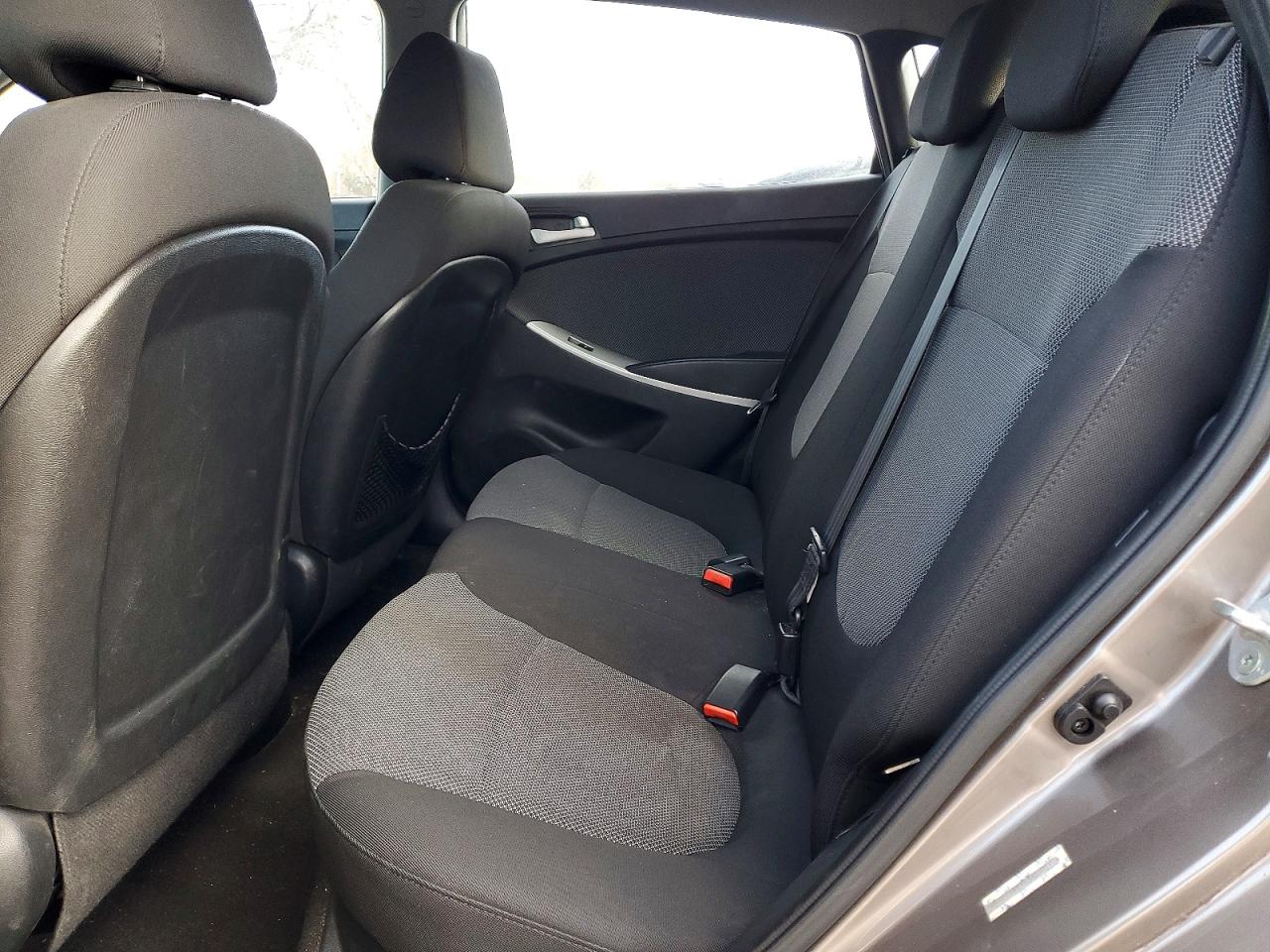 2014 HYUNDAI ACCENT GLS photo 19