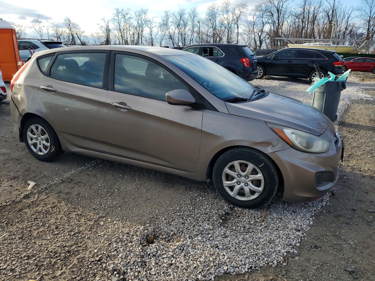 2014 HYUNDAI ACCENT GLS photo 7
