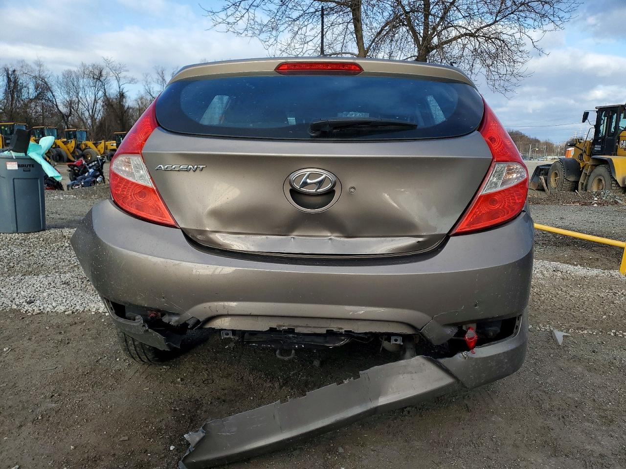 2014 HYUNDAI ACCENT GLS photo 11