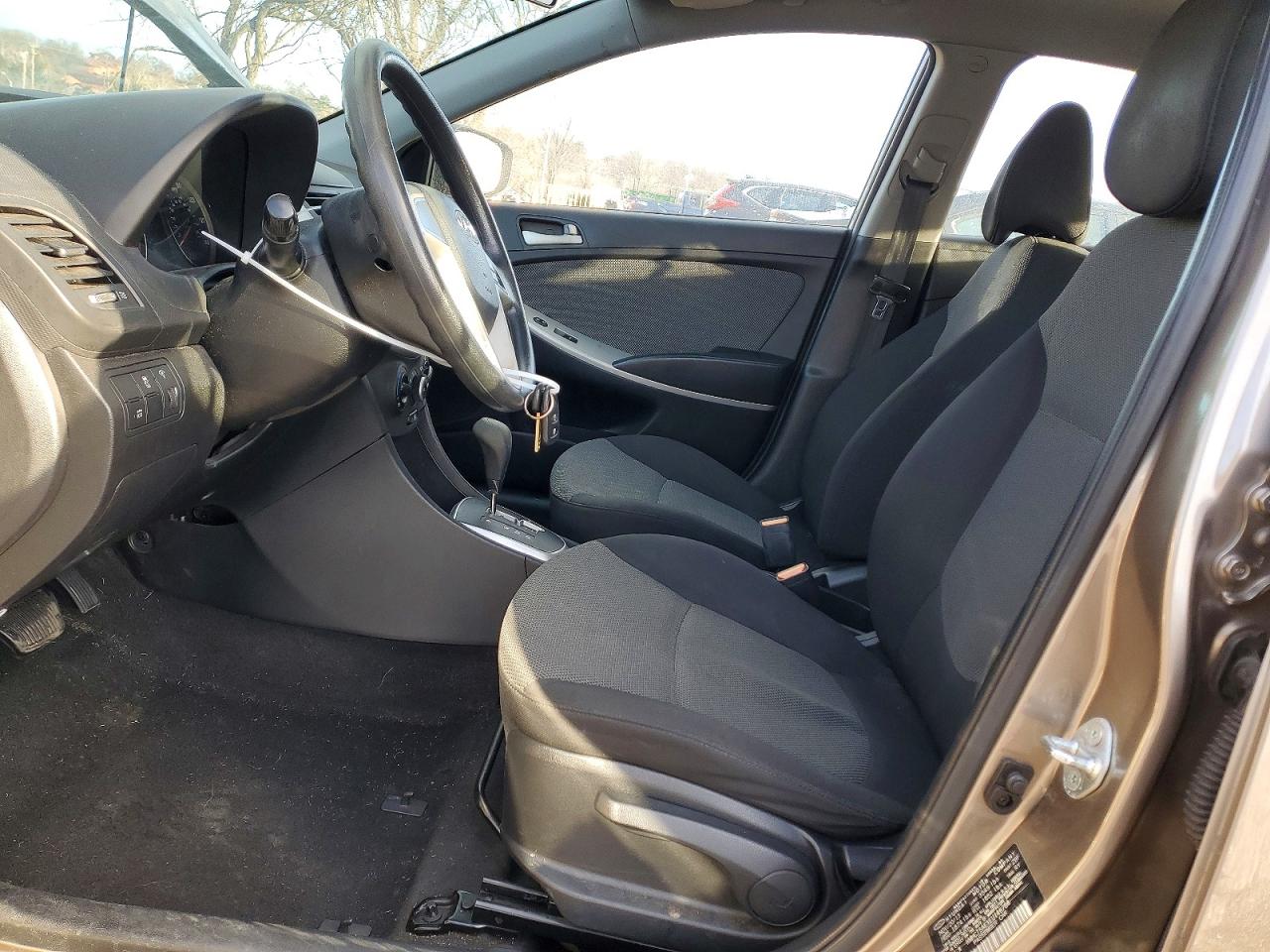 2014 HYUNDAI ACCENT GLS photo 13
