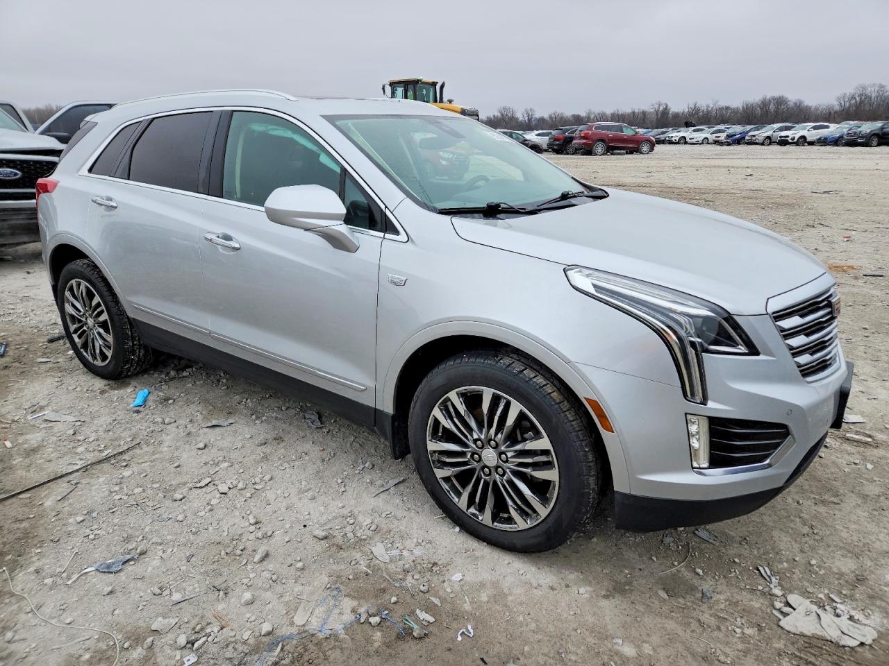 2017 CADILLAC XT5 PREMIUM LUXURY photo 4