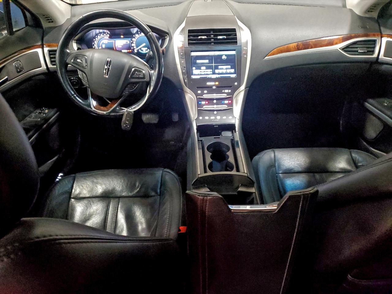 2015 LINCOLN MKZ photo 8