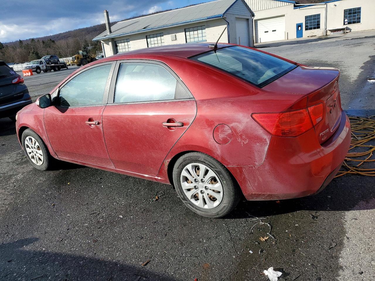2010 KIA FORTE EX photo 2
