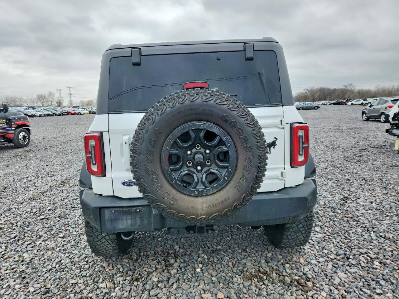 2023 FORD BRONCO BASE photo 6