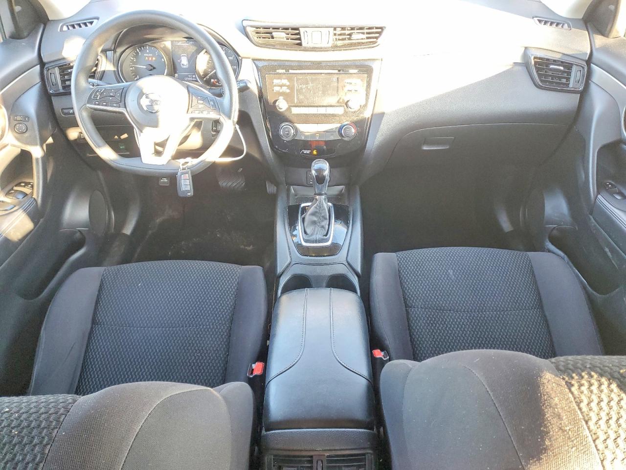 2018 NISSAN ROGUE SPORT S photo 8