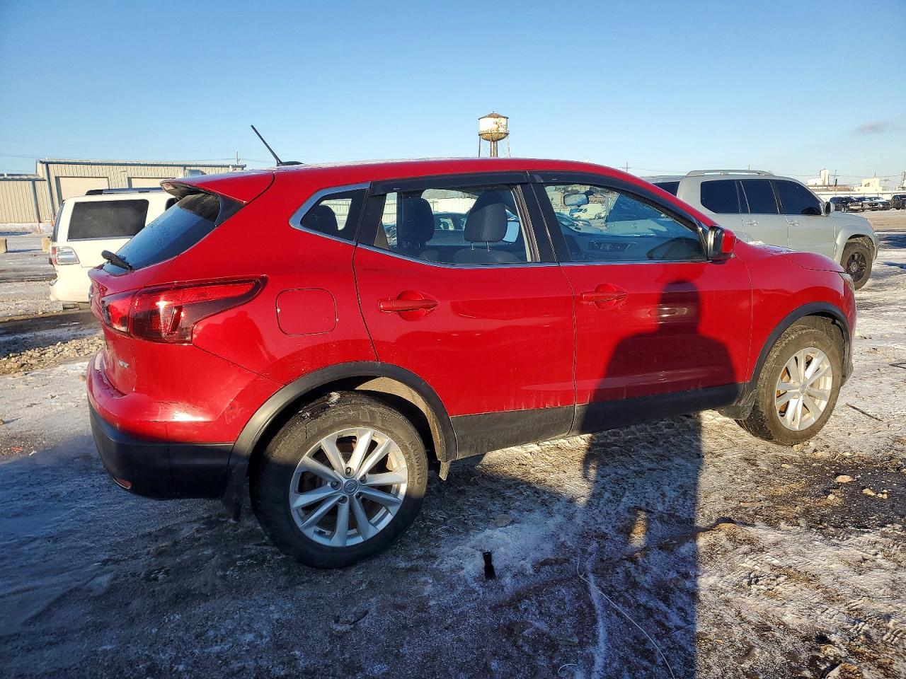 2018 NISSAN ROGUE SPORT S photo 3