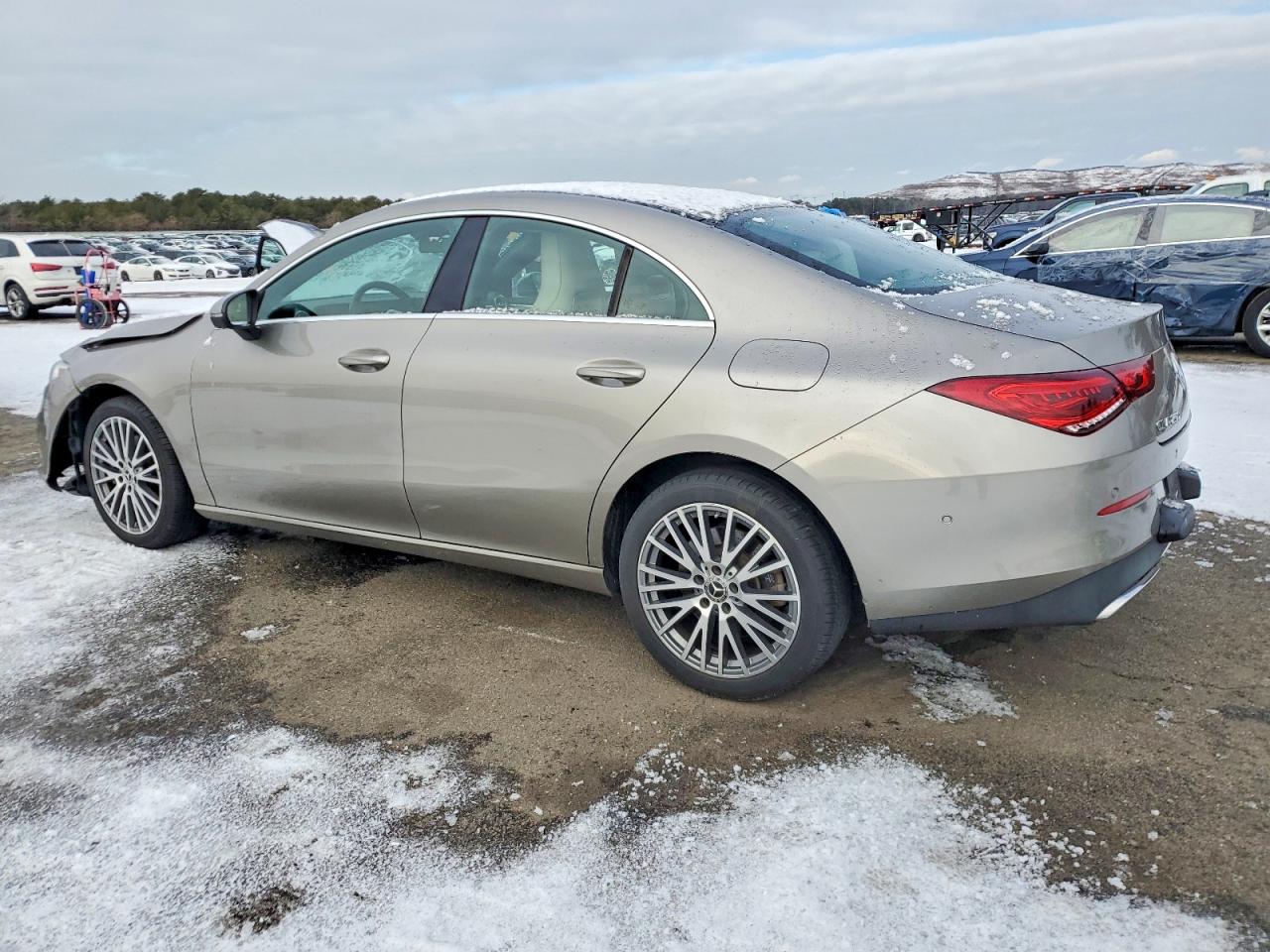 2020 MERCEDES-BENZ CLA 250 4MATIC photo 2