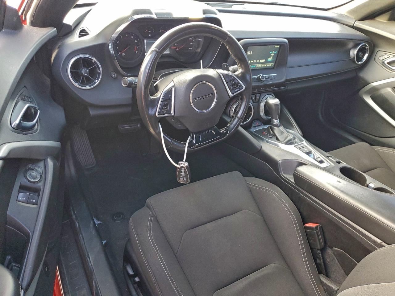 2016 CHEVROLET CAMARO LT photo 8