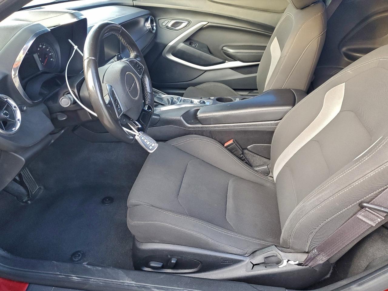 2016 CHEVROLET CAMARO LT photo 7