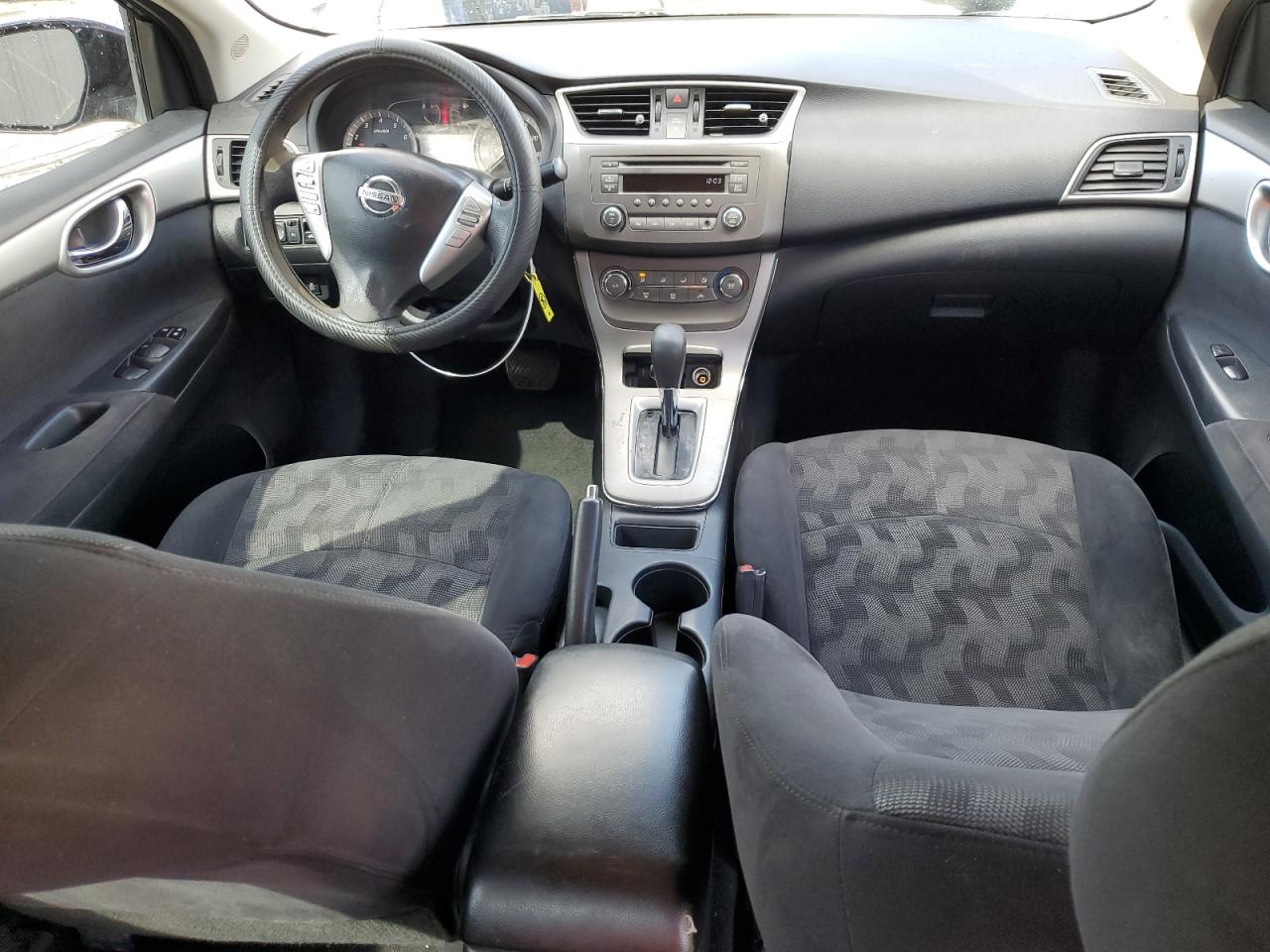 2013 NISSAN SENTRA S photo 8