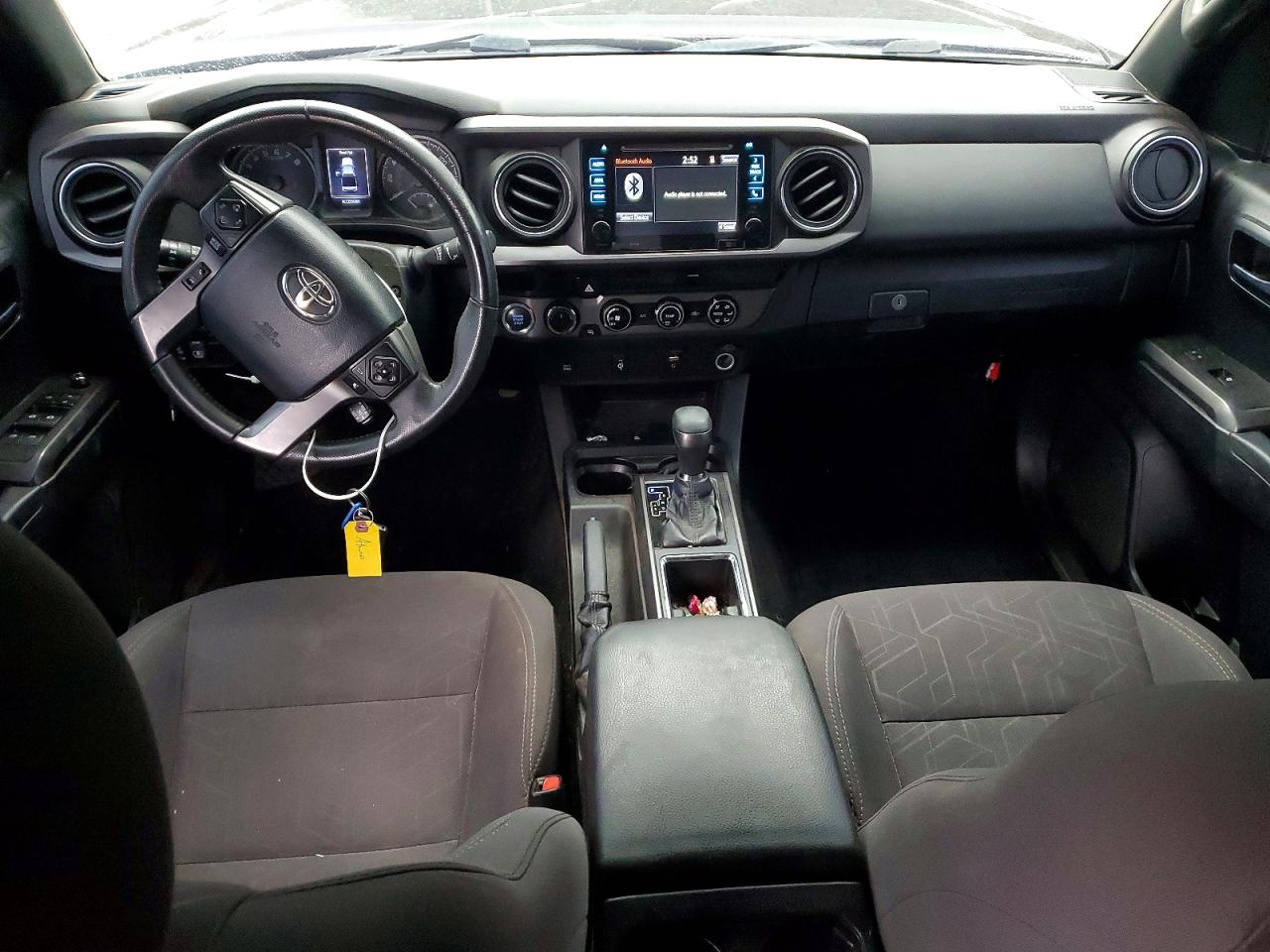2017 TOYOTA TACOMA DOUBLE CAB photo 8