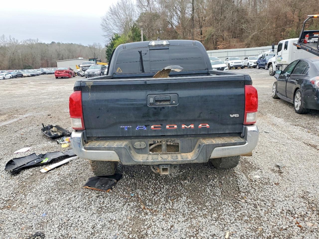 2017 TOYOTA TACOMA DOUBLE CAB photo 6