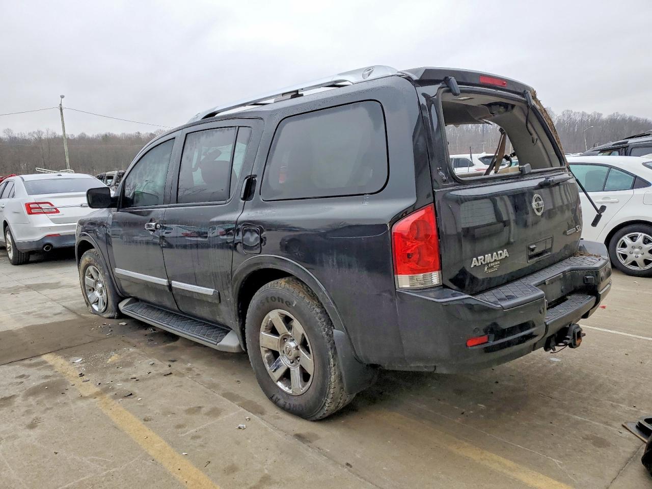 2014 NISSAN ARMADA SV photo 3