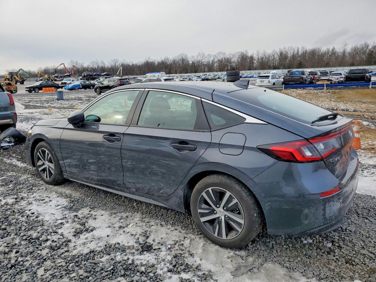 2024 HONDA CIVIC LX photo 2