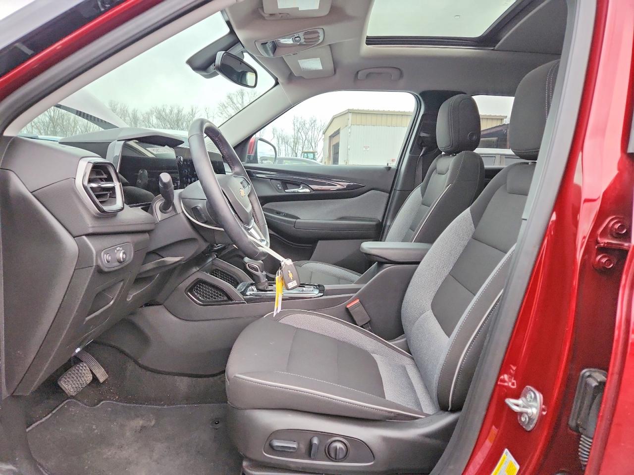 2025 CHEVROLET TRAILBLAZER LT photo 7
