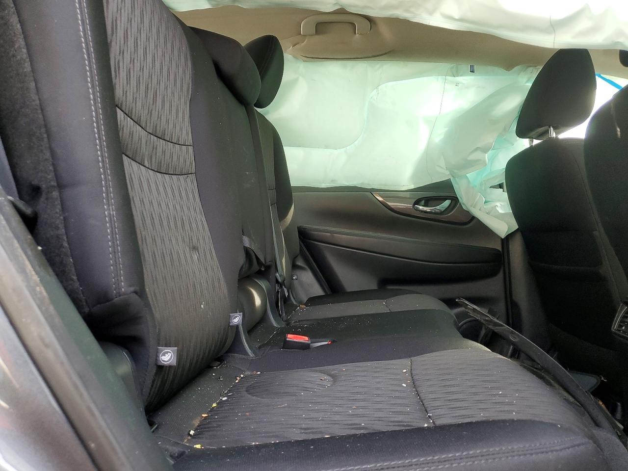 2019 NISSAN ROGUE S photo 11