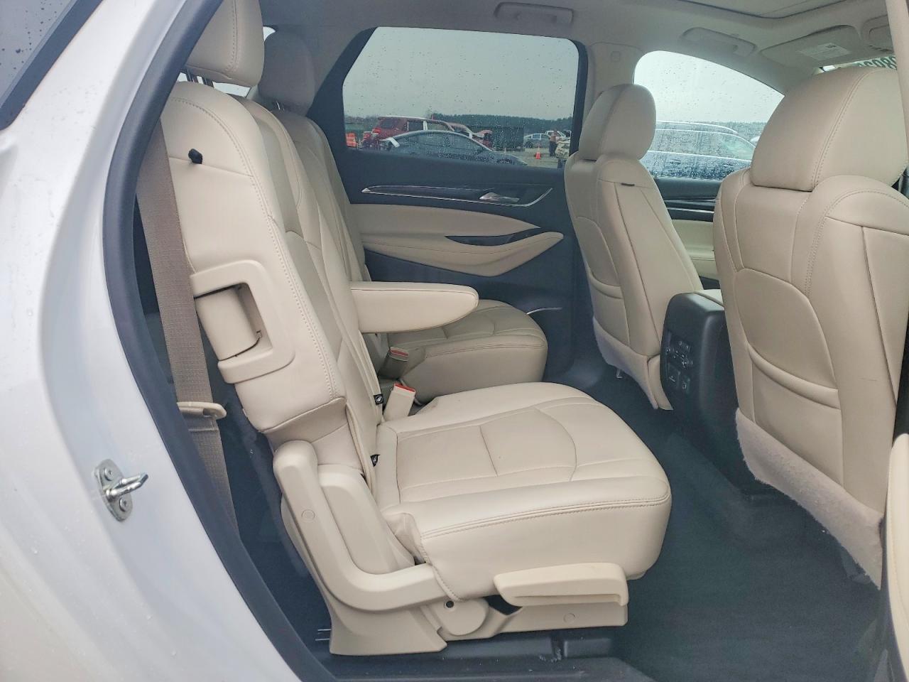2022 BUICK ENCLAVE PREMIUM photo 11