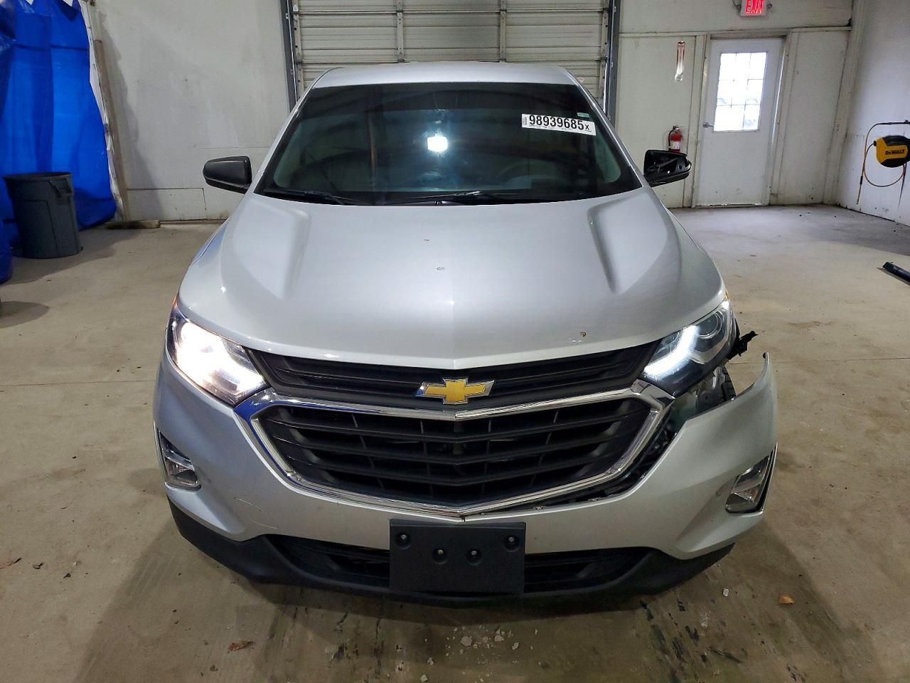 2018 CHEVROLET EQUINOX LS photo 9