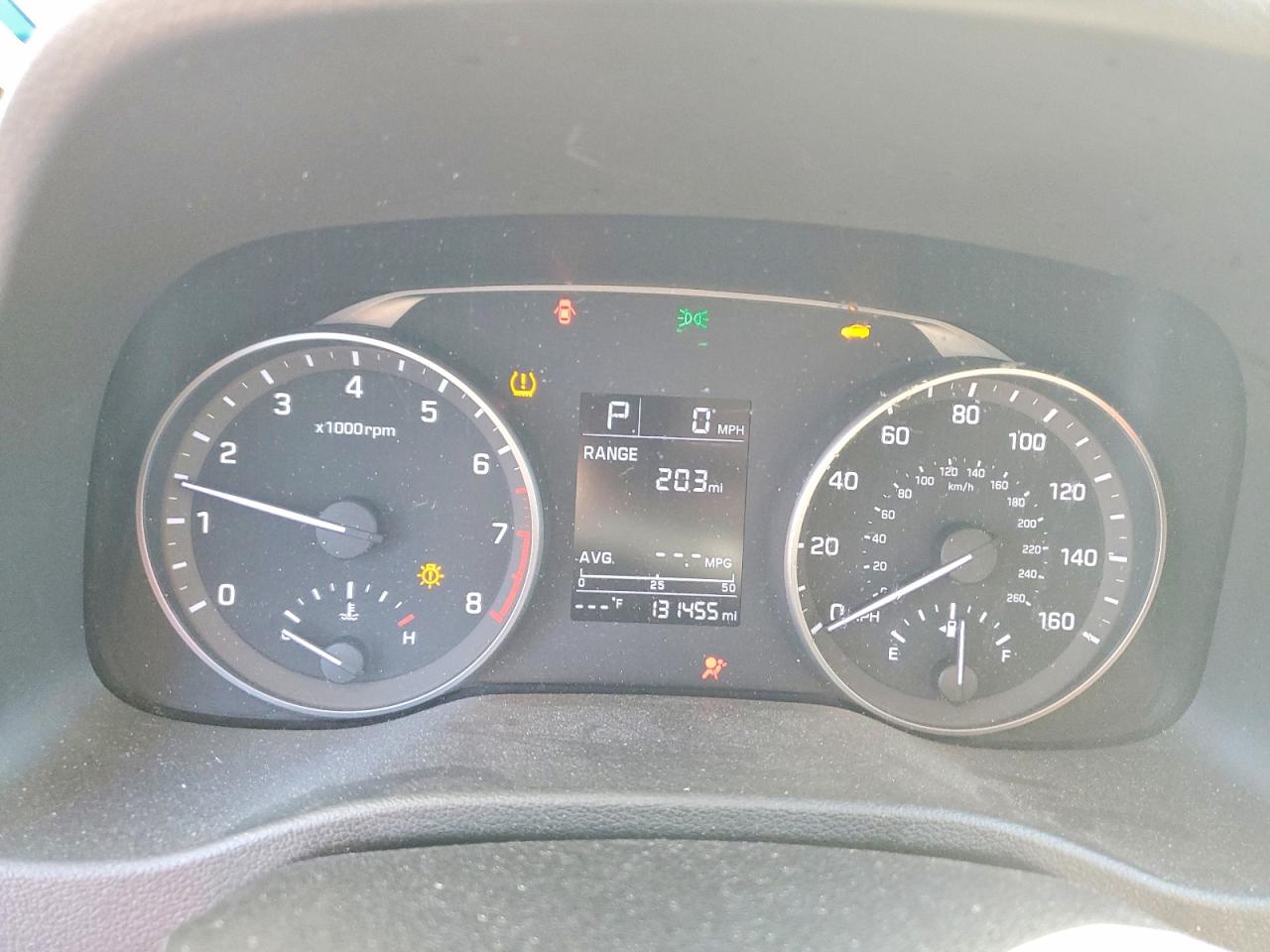 2017 HYUNDAI ELANTRA SE photo 9