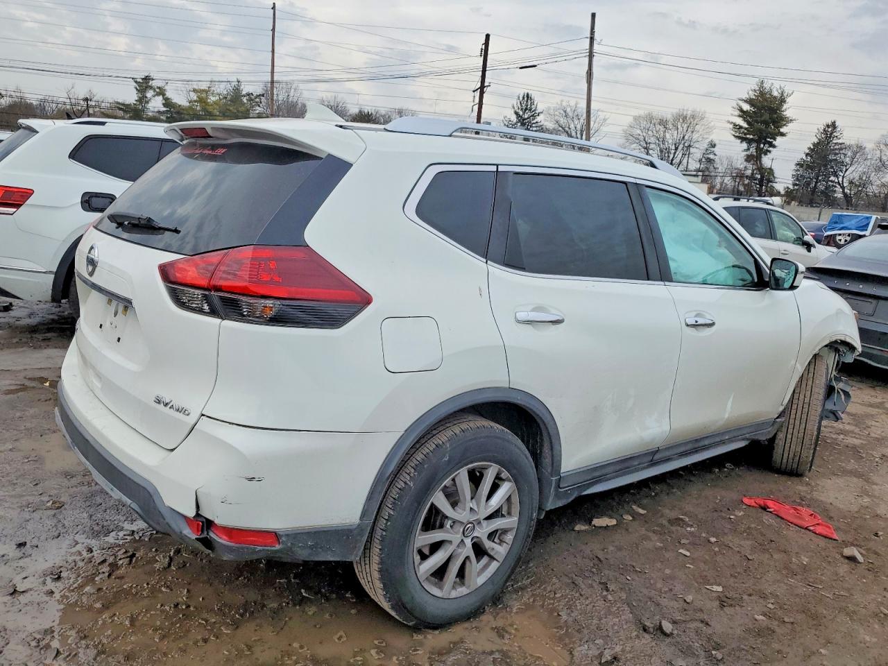 2018 NISSAN ROGUE S photo 3