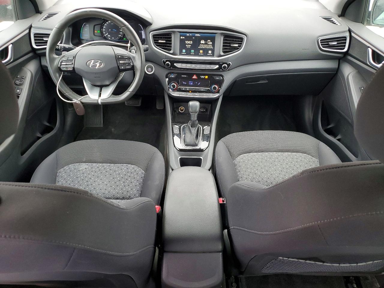 2019 HYUNDAI IONIQ SEL photo 8