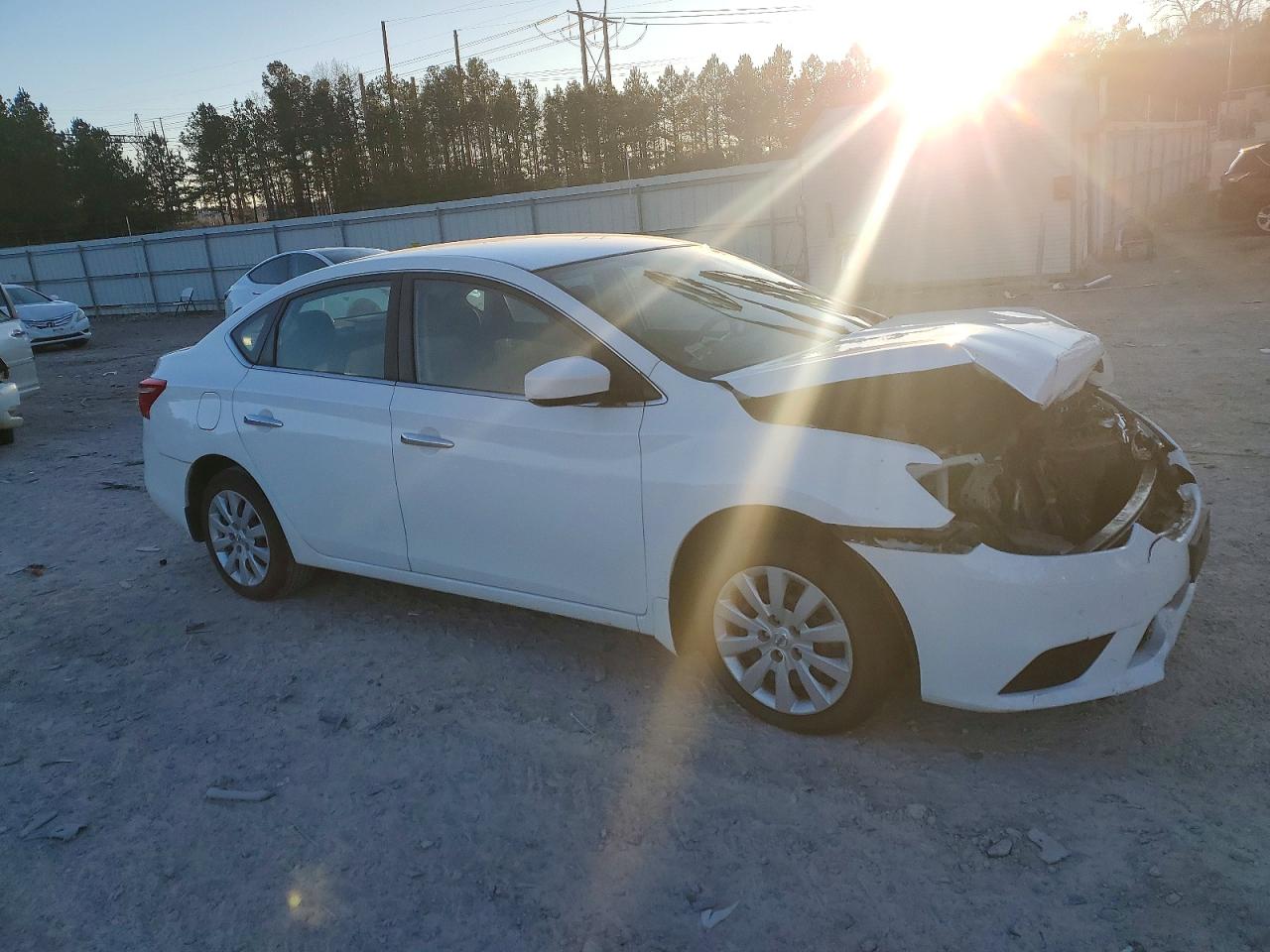 2019 NISSAN SENTRA S photo 4