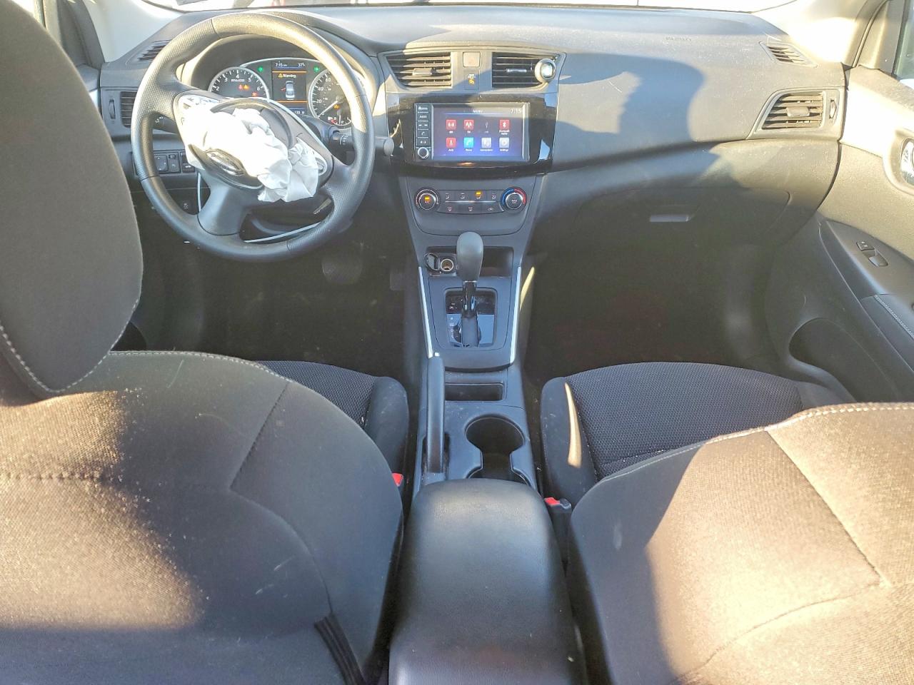 2019 NISSAN SENTRA S photo 8