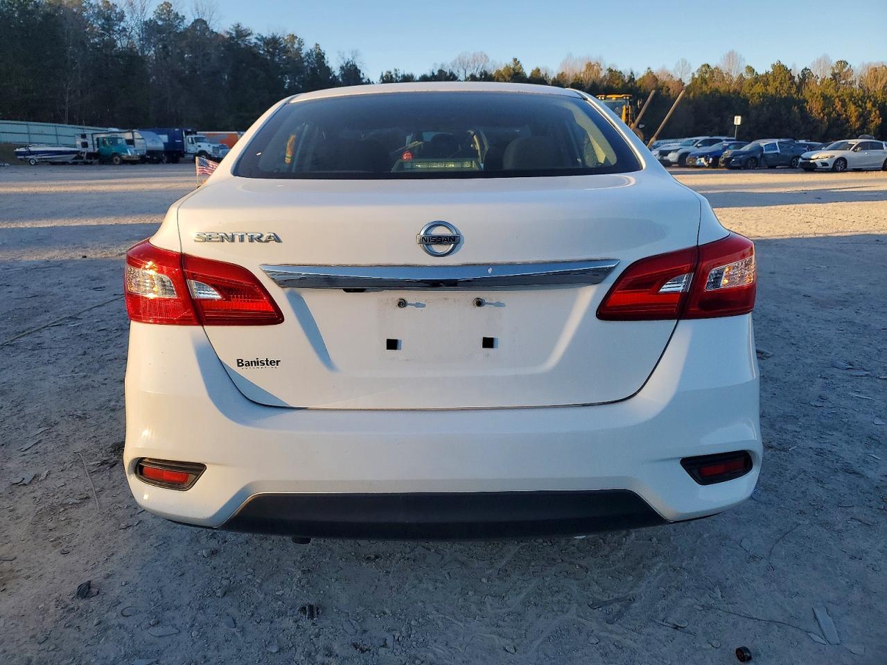 2019 NISSAN SENTRA S photo 6