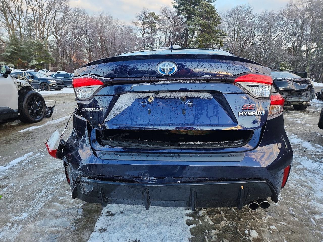2023 TOYOTA COROLLA LE photo 6