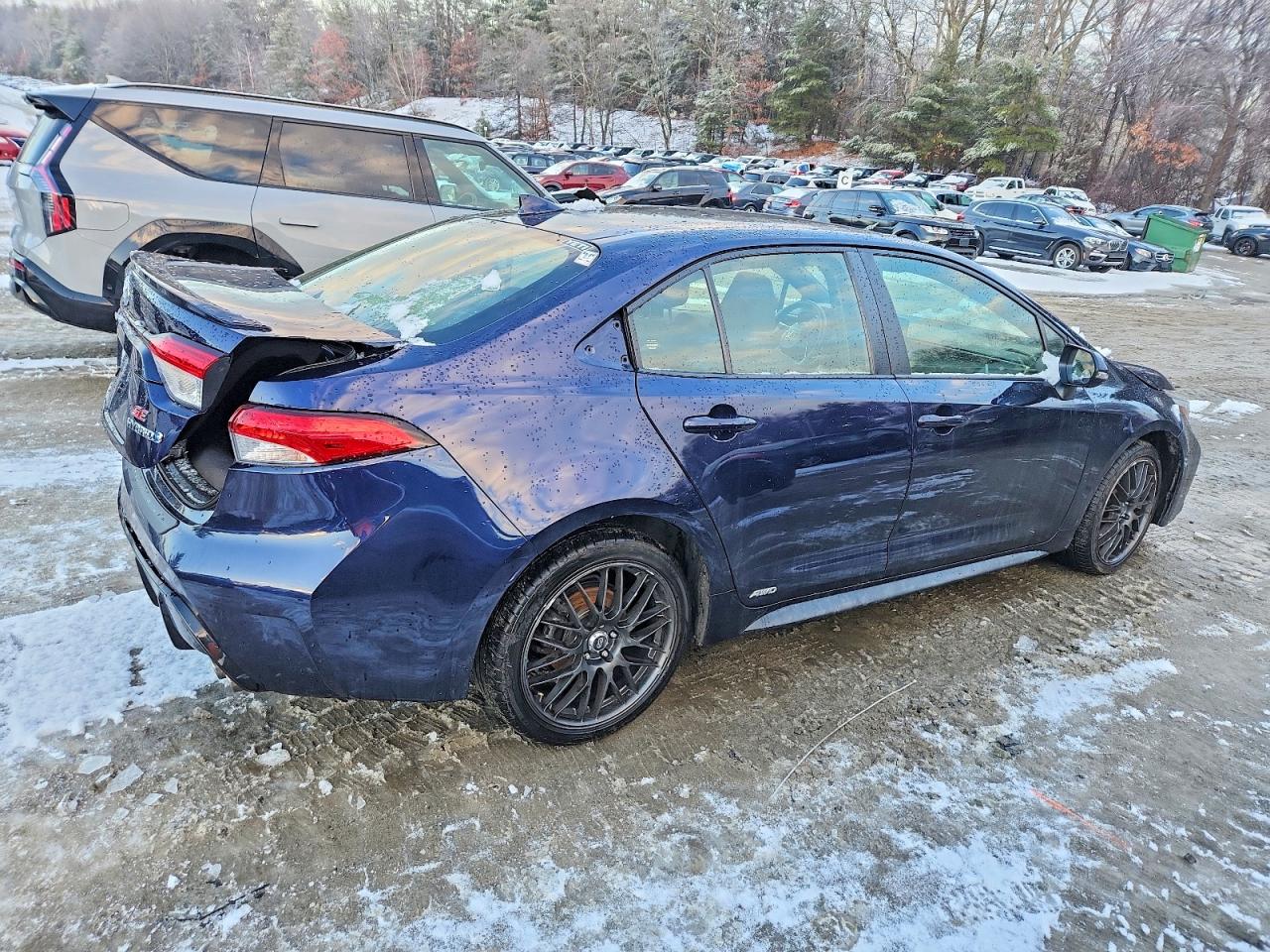 2023 TOYOTA COROLLA LE photo 3
