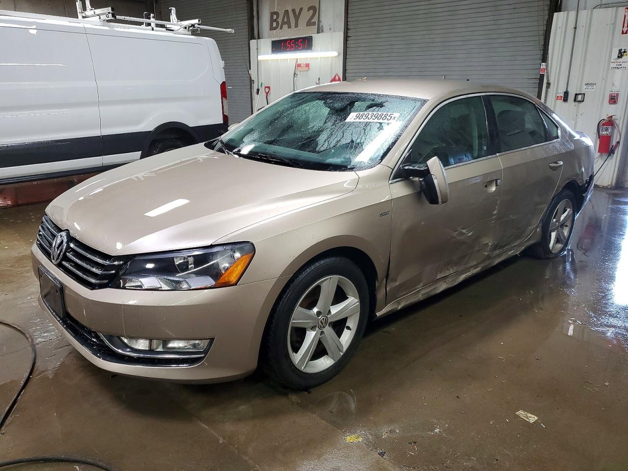 2015 VOLKSWAGEN PASSAT