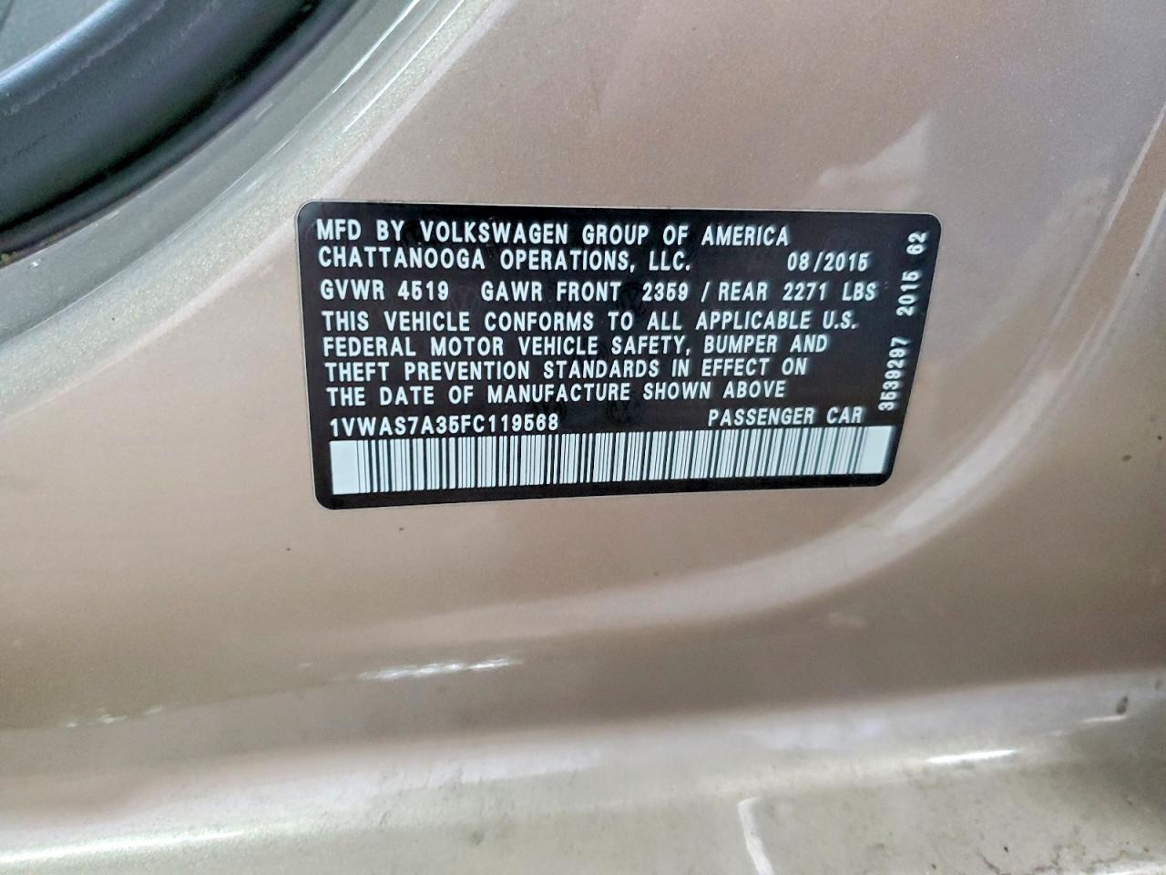 2015 VOLKSWAGEN PASSAT S photo 12