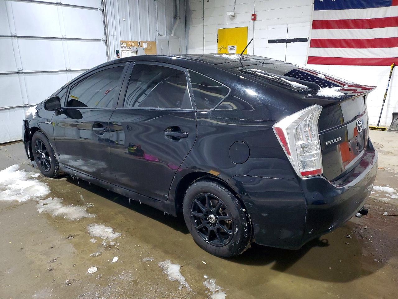 2010 TOYOTA PRIUS photo 3