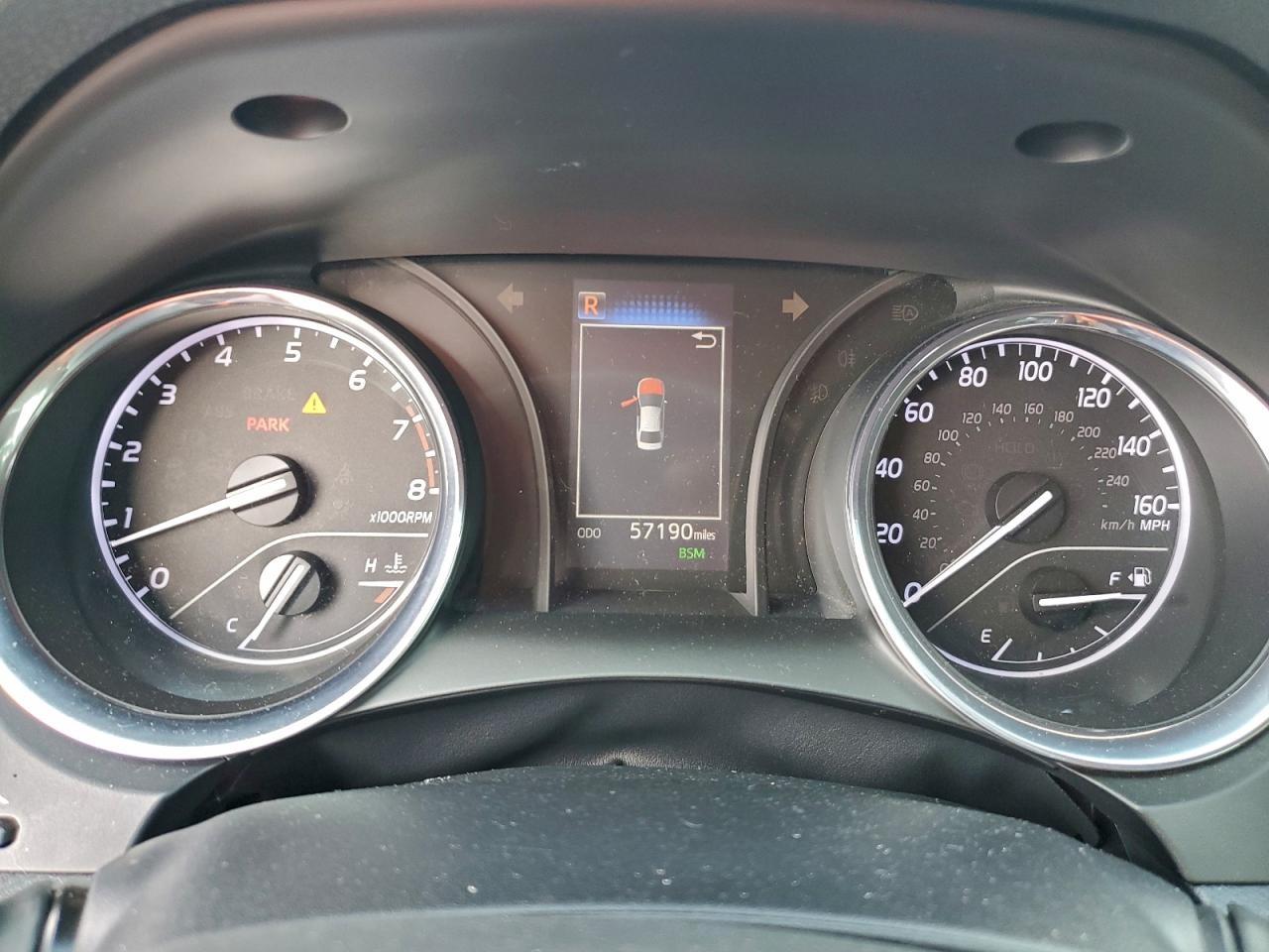 2020 TOYOTA CAMRY LE photo 9