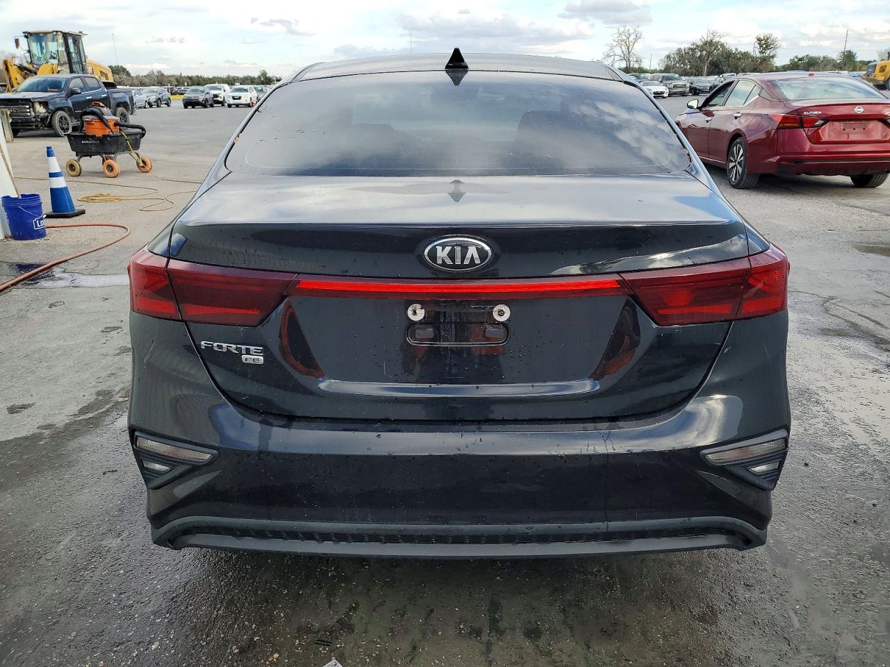 2020 KIA FORTE FE photo 6