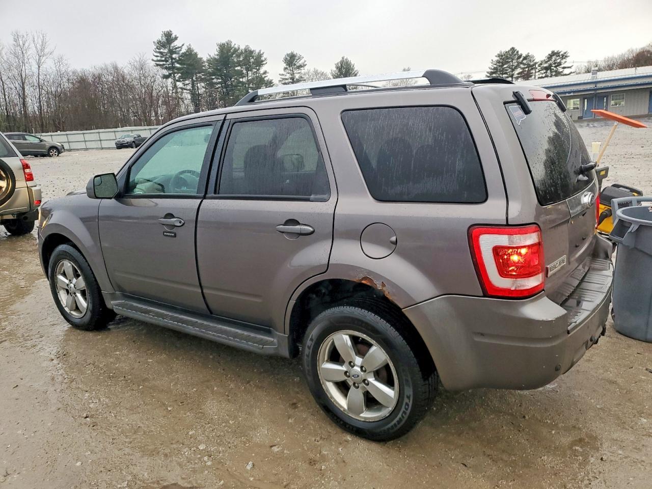 2012 FORD ESCAPE LIMITED photo 2