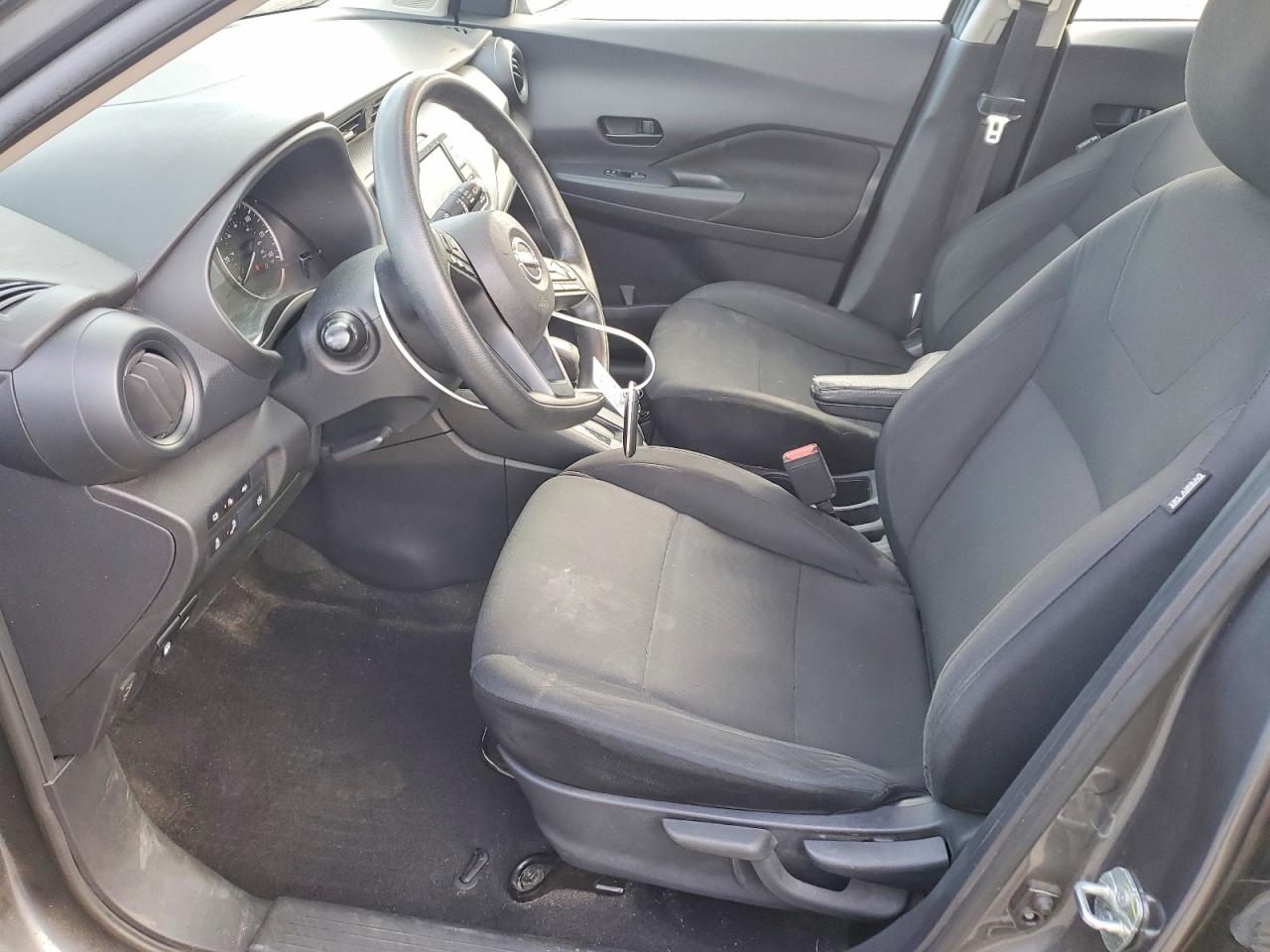 2023 NISSAN KICKS S photo 7