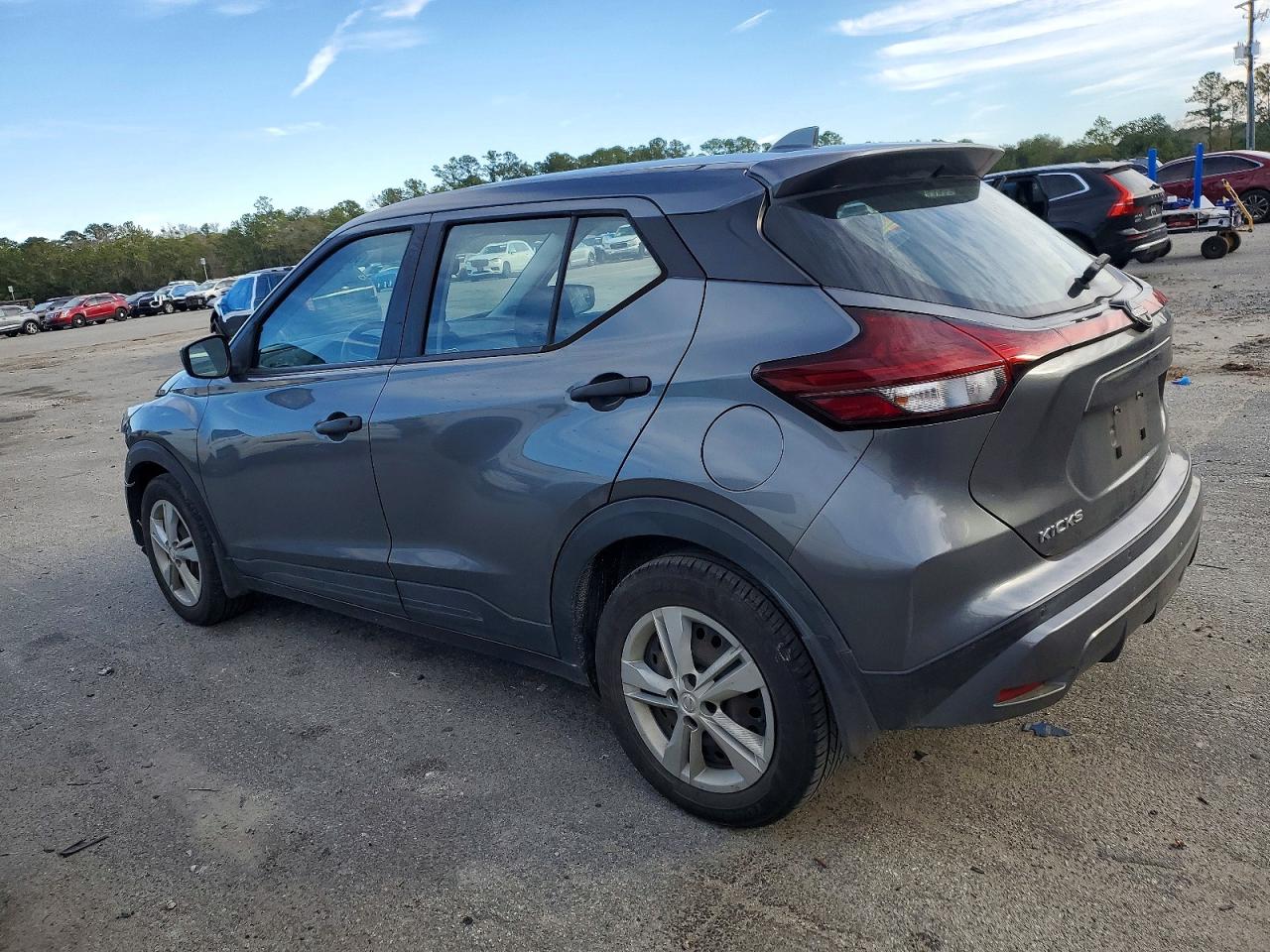 2023 NISSAN KICKS S photo 2