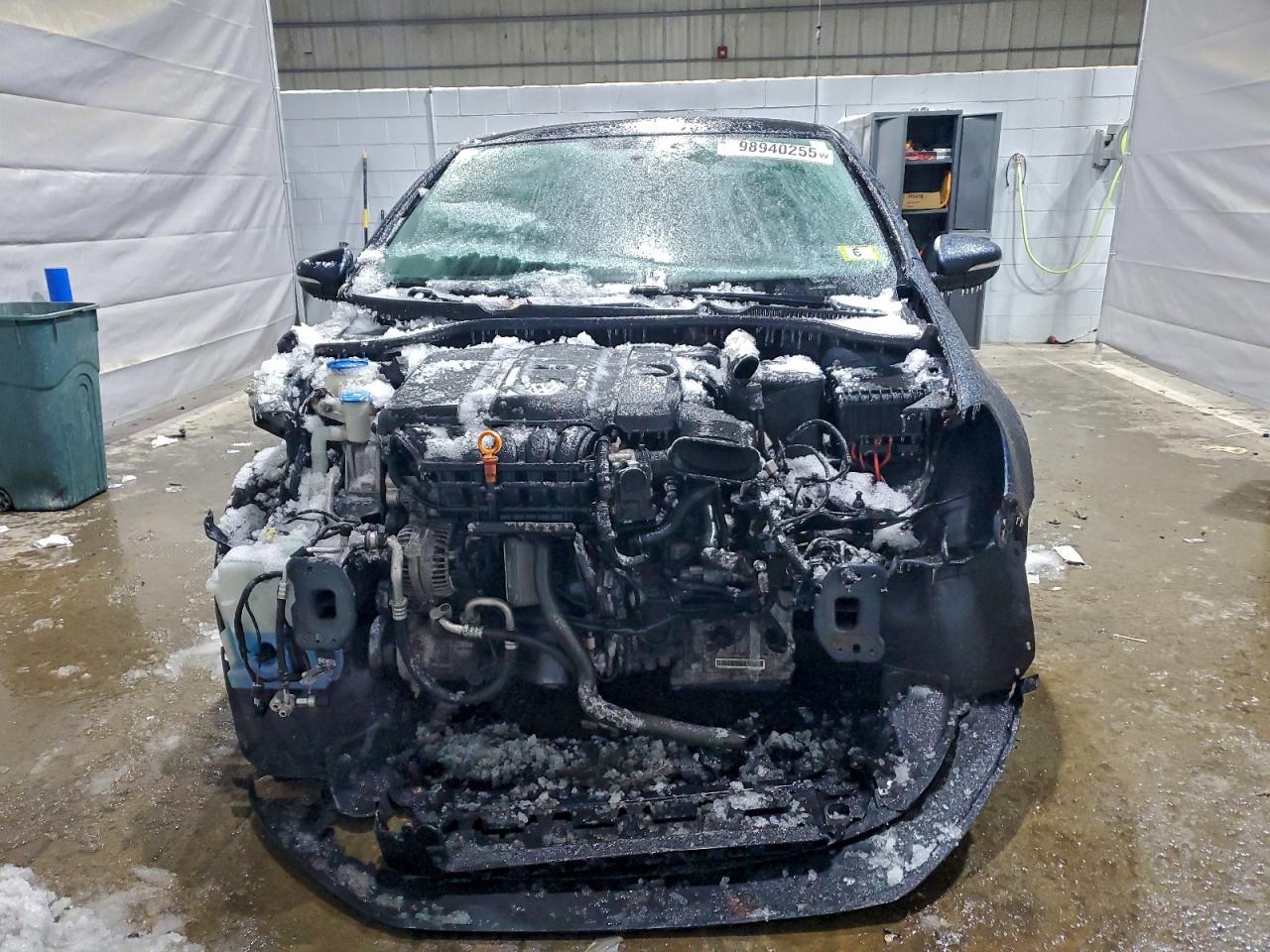 2012 VOLKSWAGEN GOLF photo 5