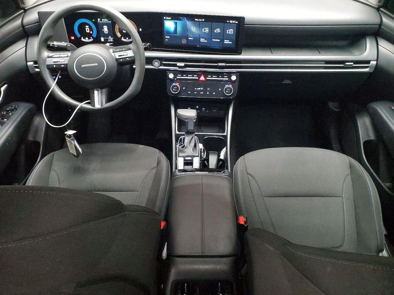 2025 HYUNDAI TUCSON SEL photo 8
