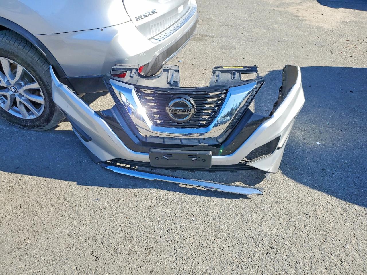 2018 NISSAN ROGUE S photo 13