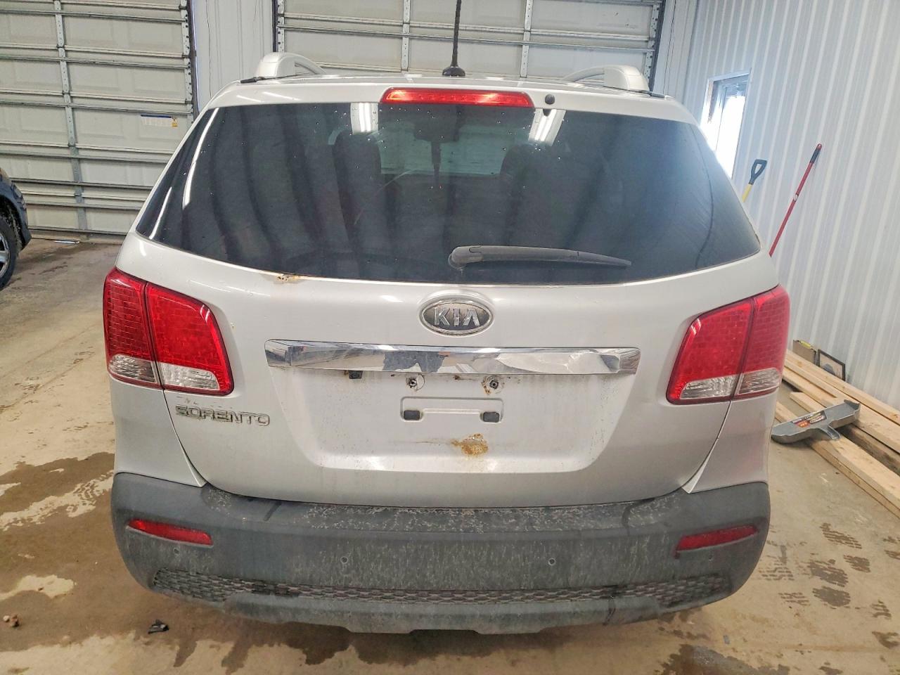 2011 KIA SORENTO BASE photo 6