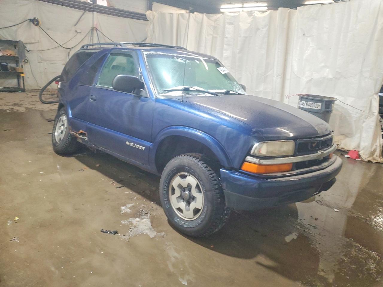 2003 CHEVROLET BLAZER photo 4