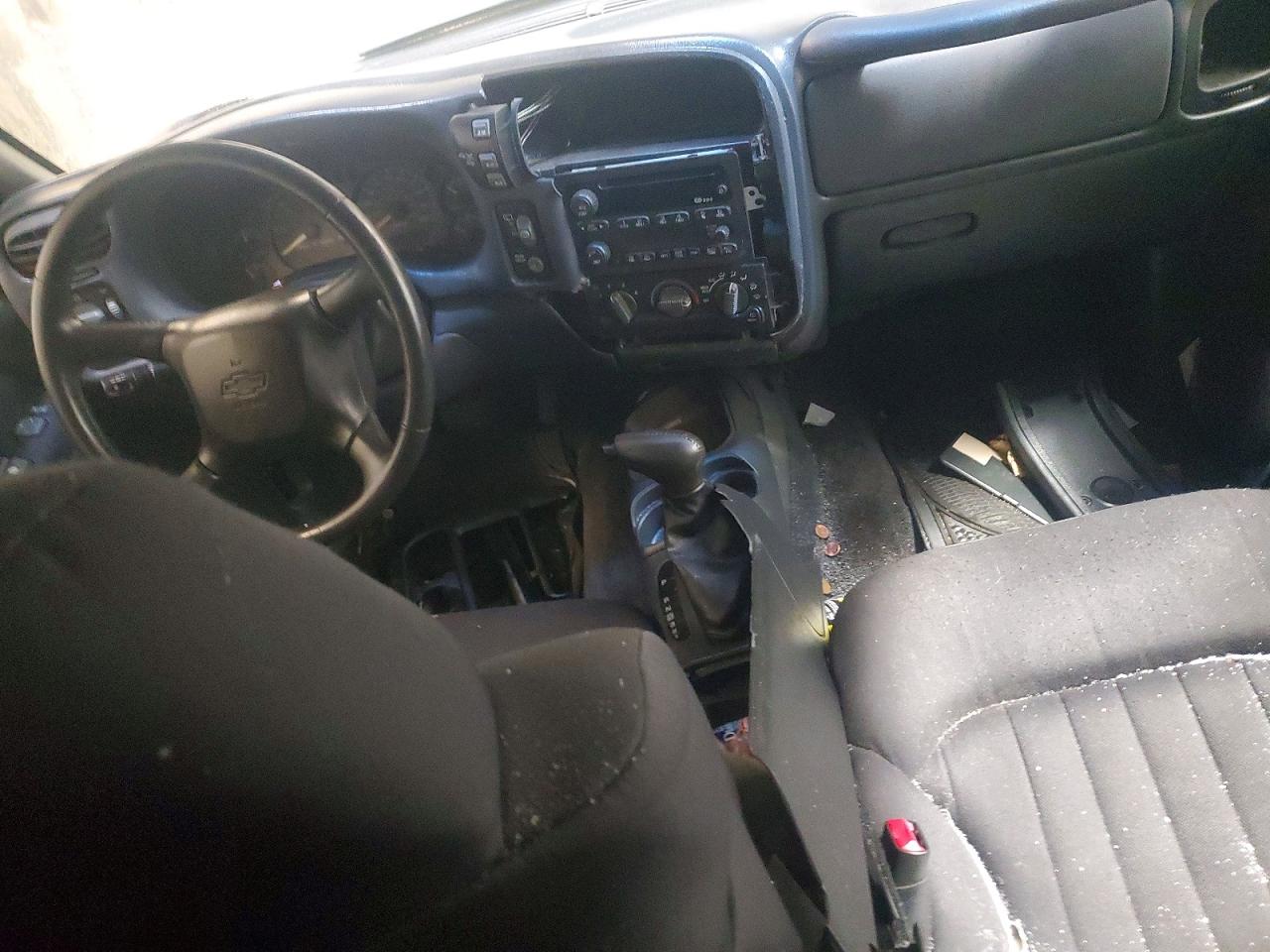 2003 CHEVROLET BLAZER photo 8