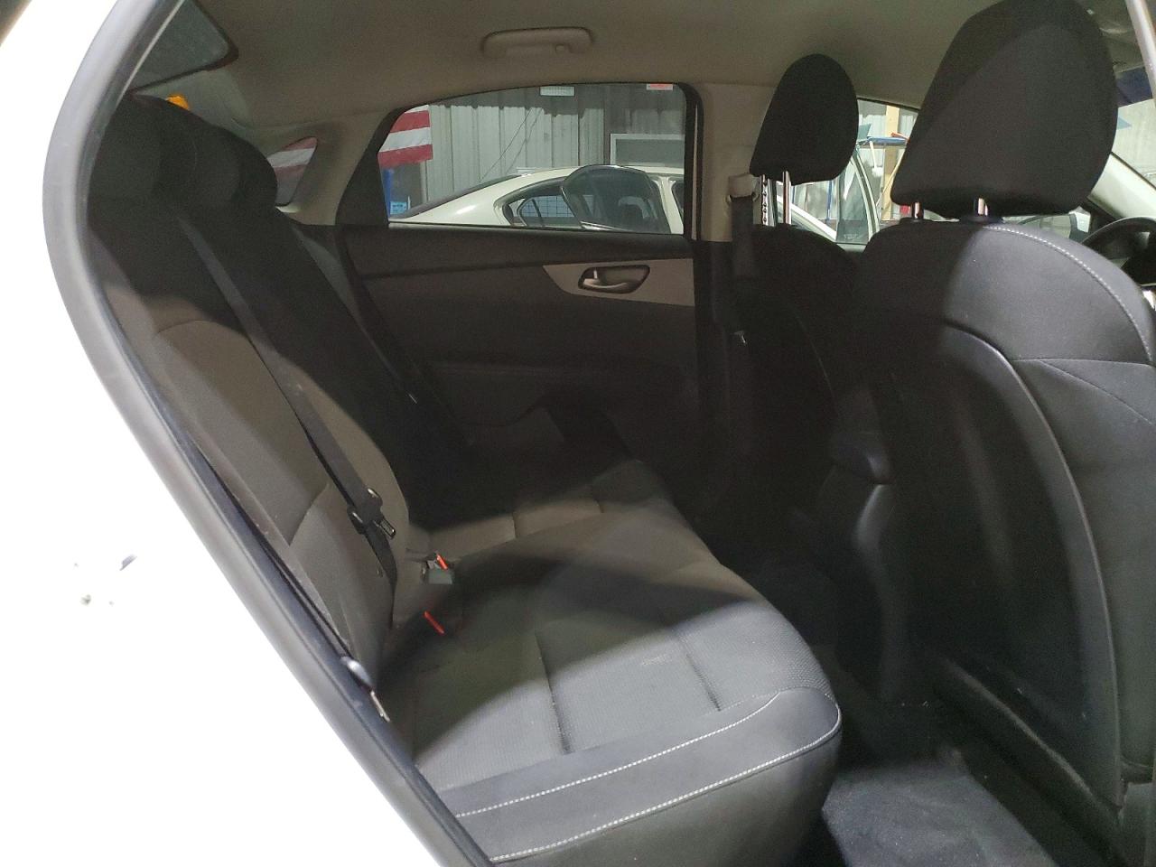 2021 KIA FORTE FE photo 10