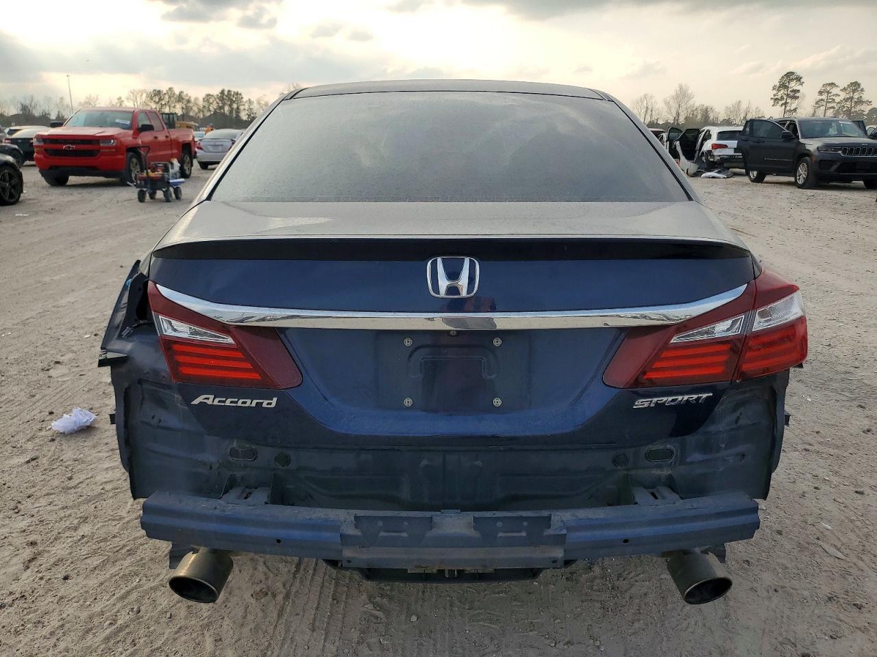 2016 HONDA ACCORD SPORT photo 6