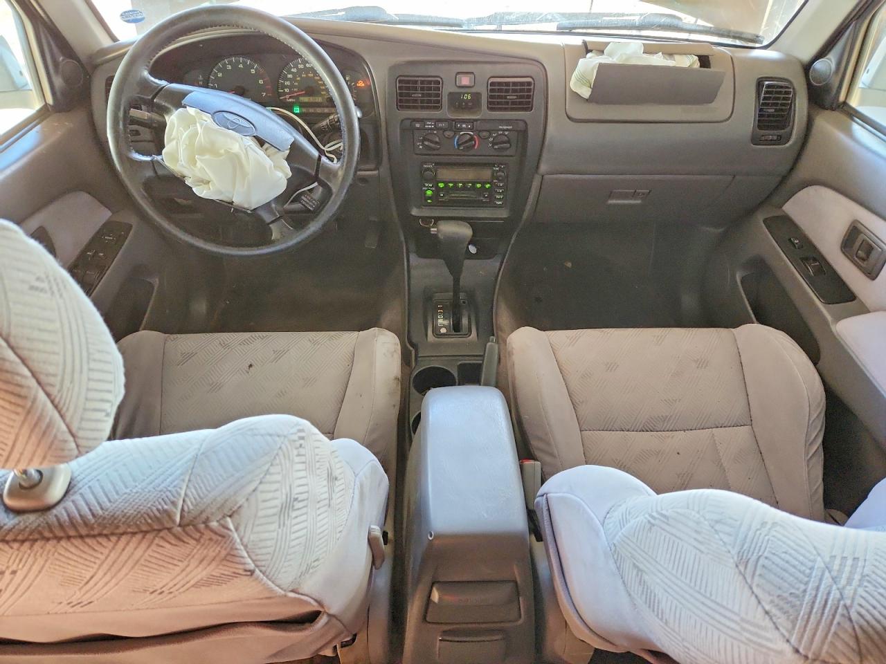 2001 TOYOTA 4RUNNER SR5 photo 8