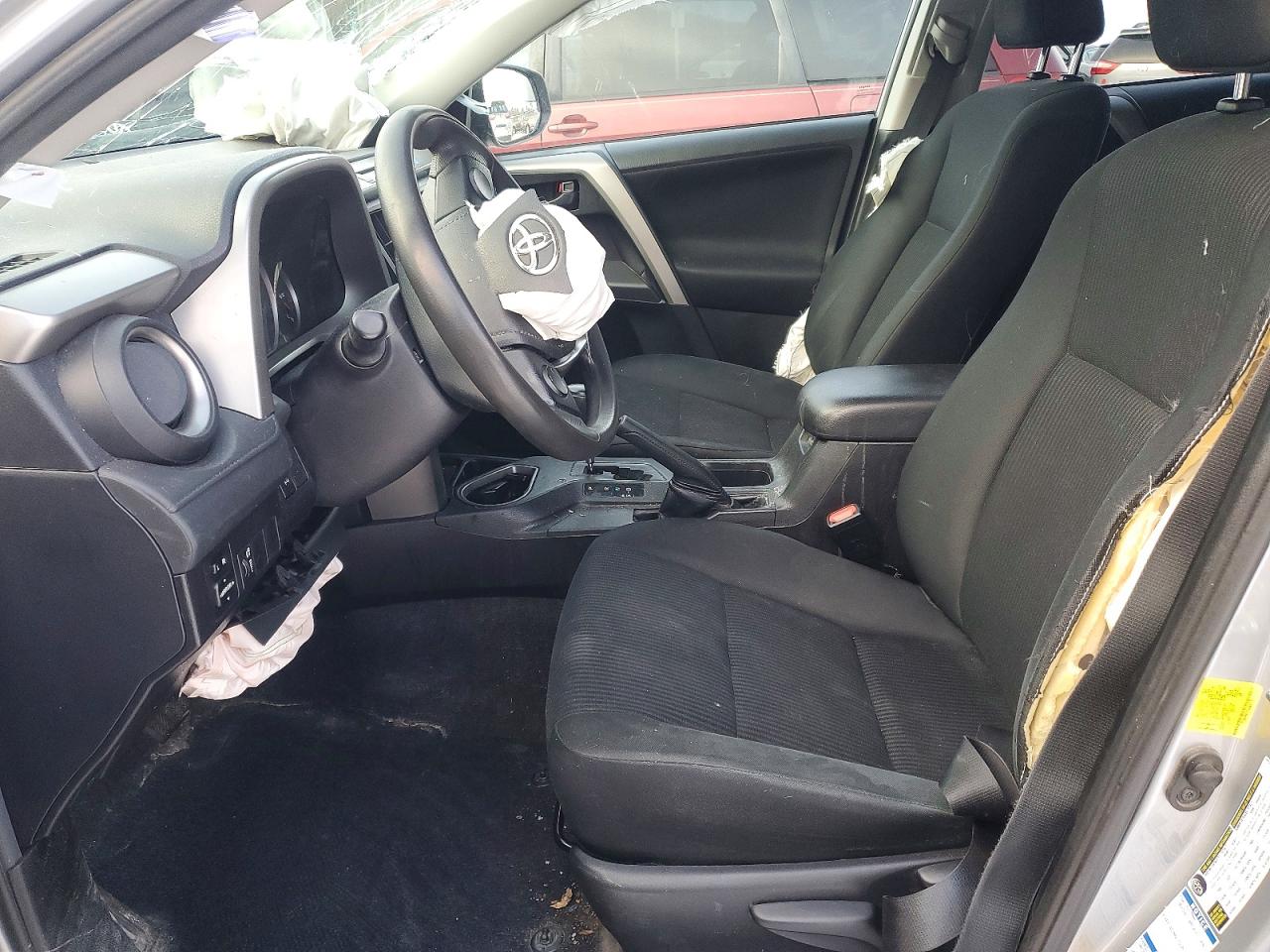 2016 TOYOTA RAV4 LE photo 7