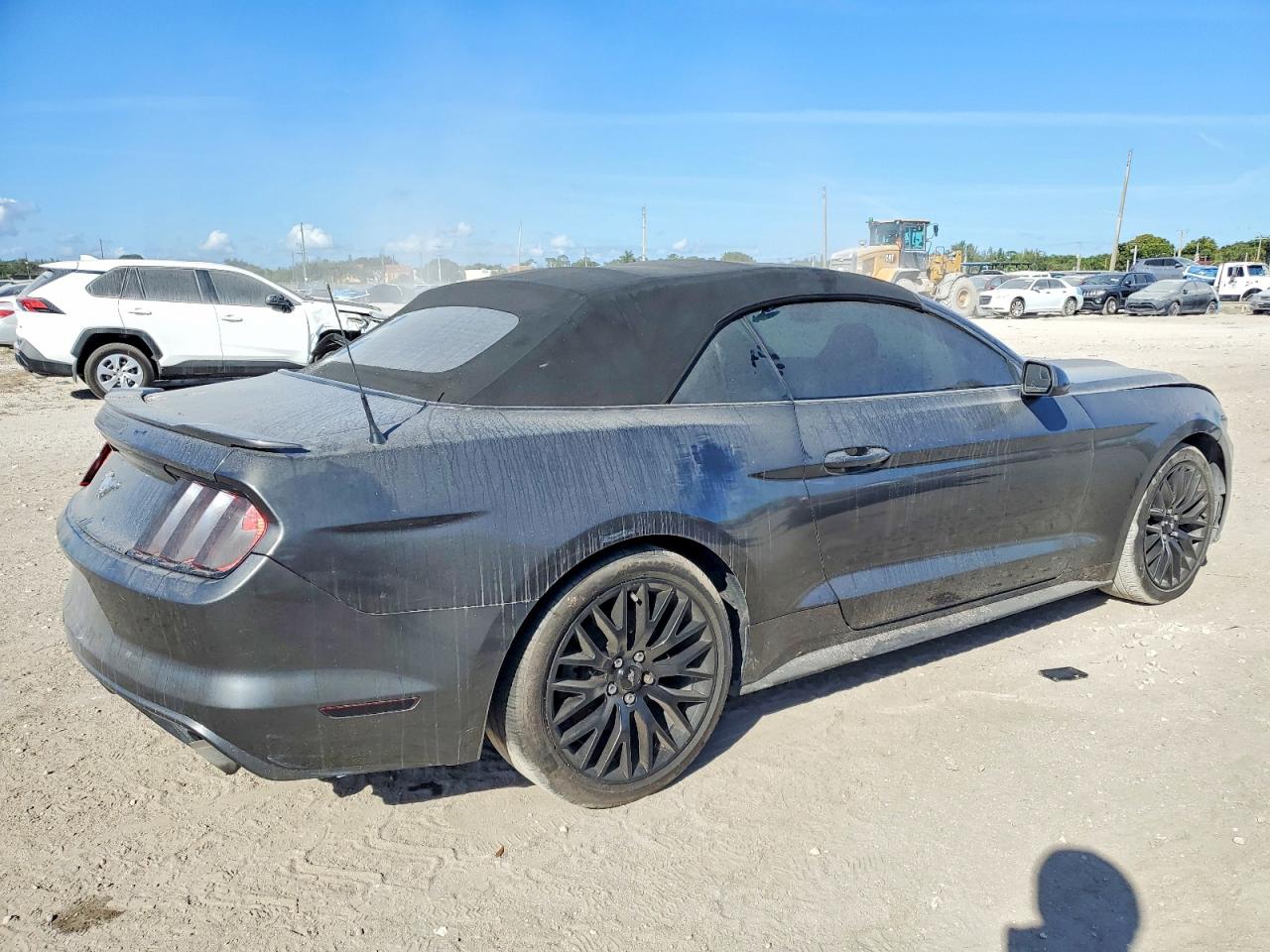 2015 FORD MUSTANG photo 5